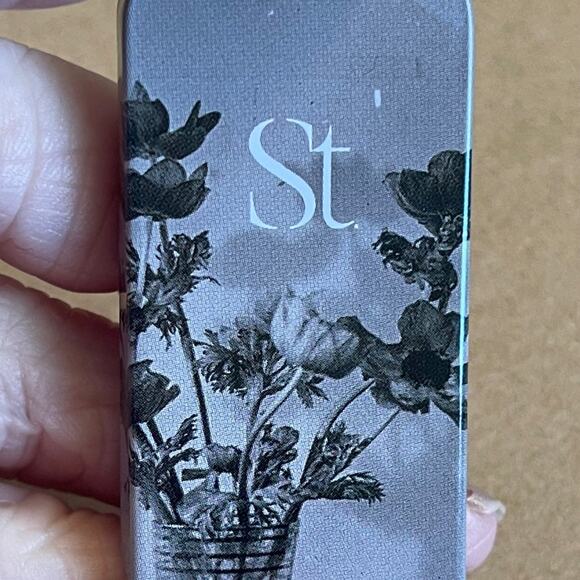 Seint Tiger Lily Lip & Cheek Color New Tin - Picture 2 of 2